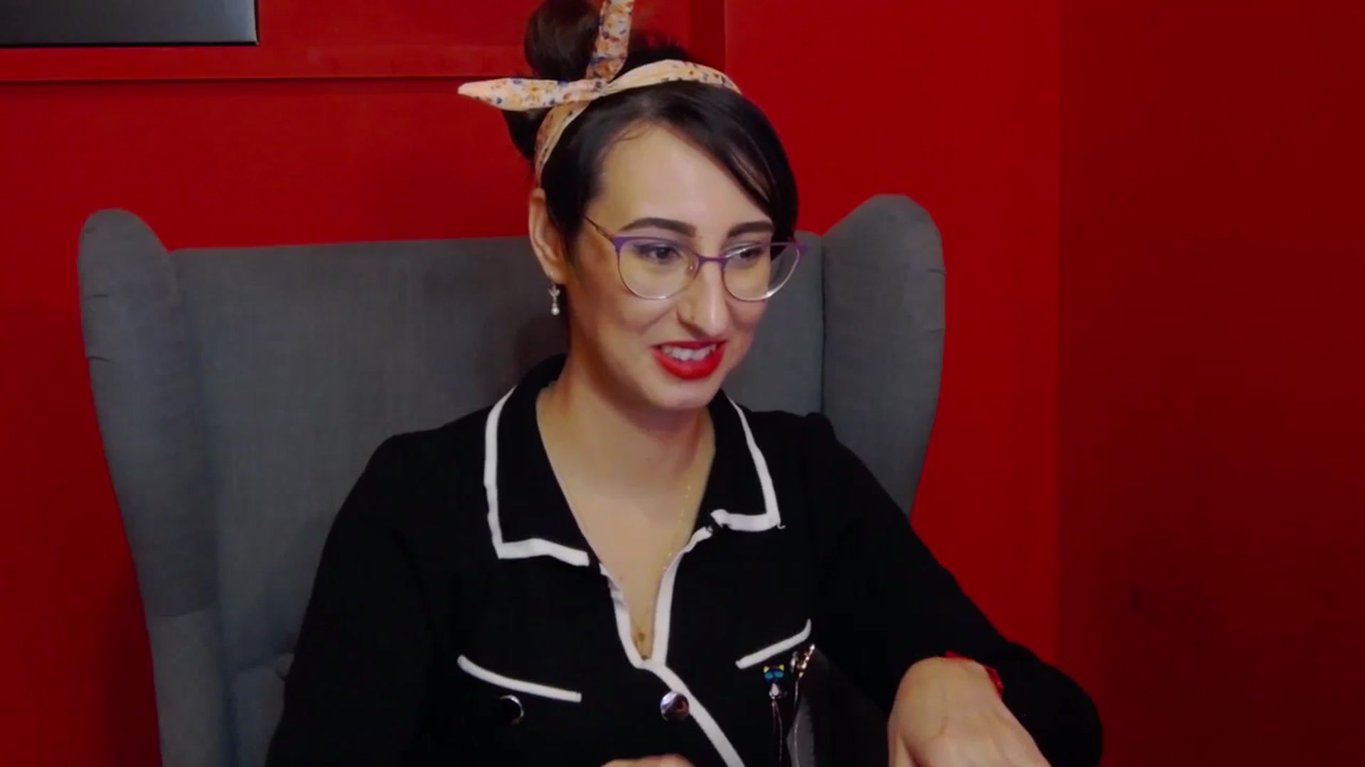 Gallery image thumbnail from LysAddiction's myfreecams stream on, 03/03/2024, 19:15 image 9 of 20