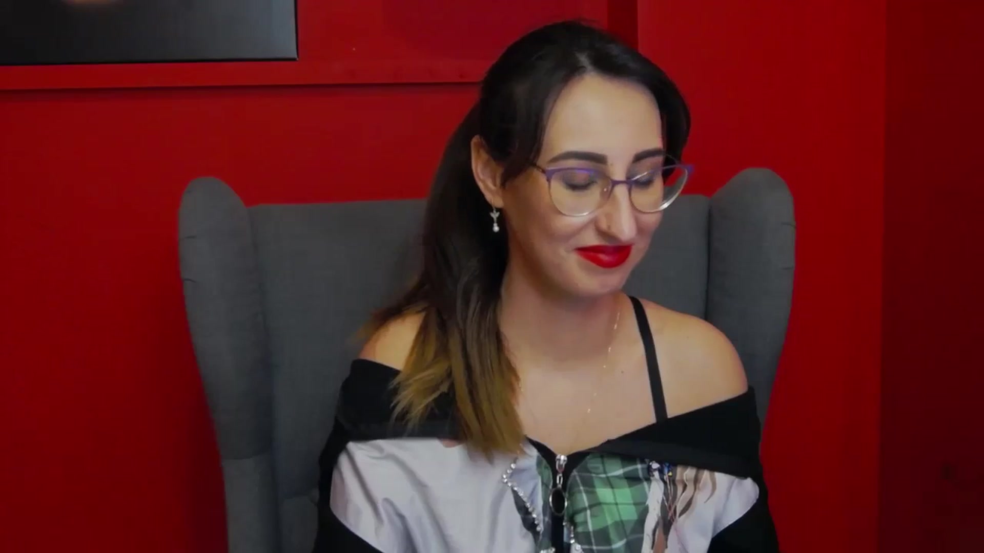 Gallery image thumbnail from LysAddiction's myfreecams stream on, 03/05/2024, 16:16 image 8 of 20