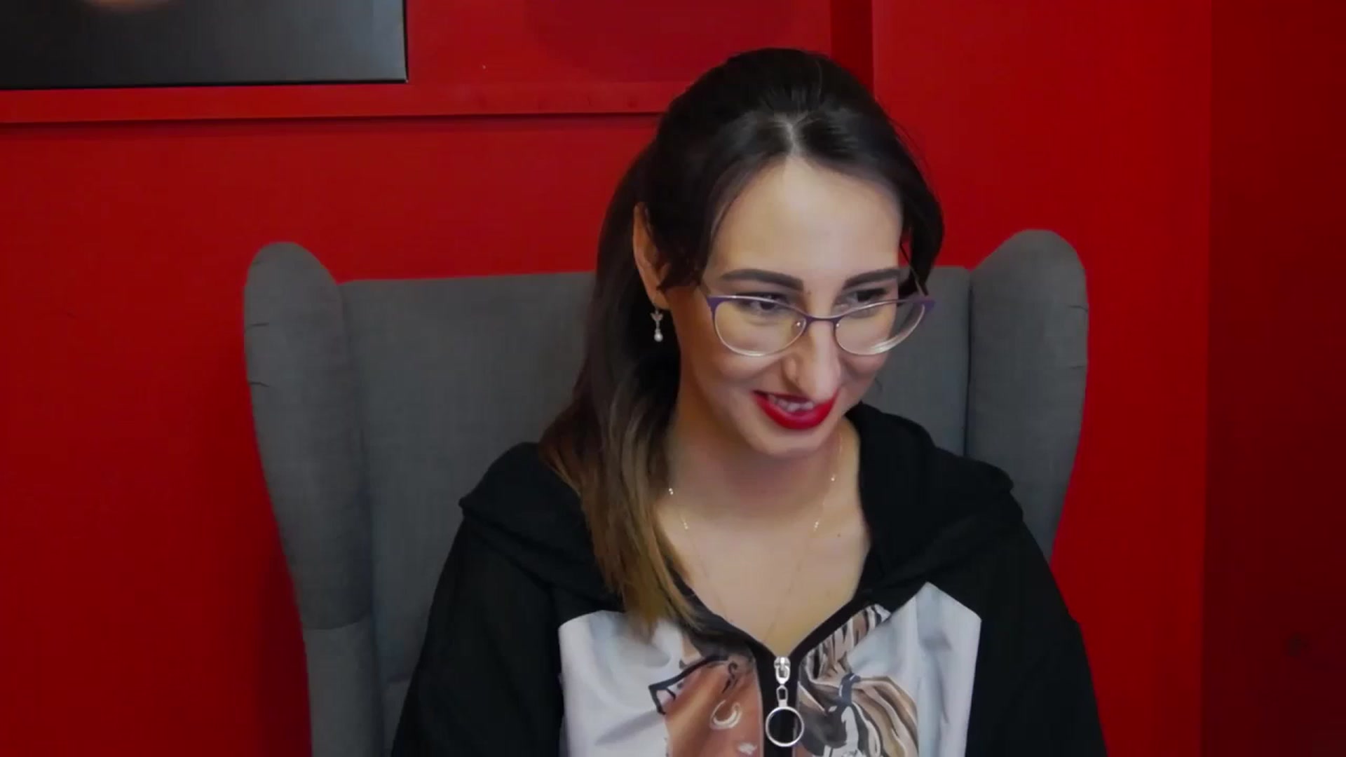 Gallery image thumbnail from LysAddiction's myfreecams stream on, 03/05/2024, 16:16 image 17 of 20