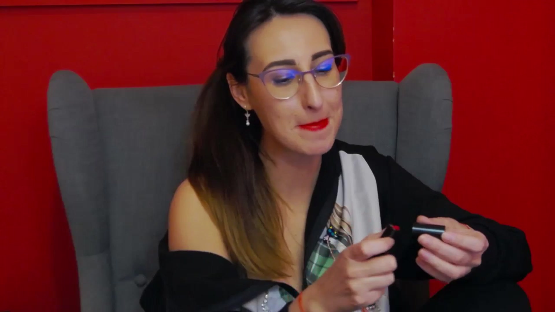 Gallery image thumbnail from LysAddiction's myfreecams stream on, 03/05/2024, 18:31 image 20 of 20
