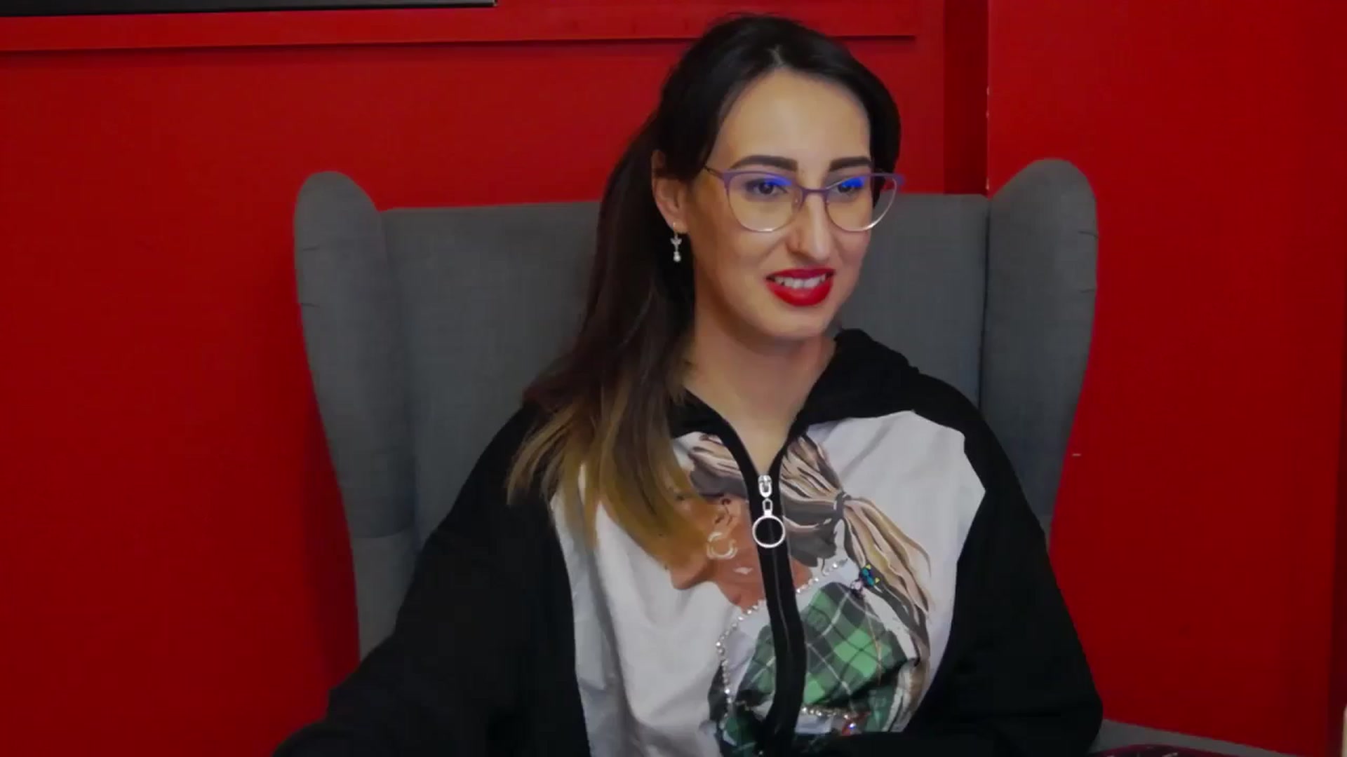 Gallery image thumbnail from LysAddiction's myfreecams stream on, 03/05/2024, 18:31 image 6 of 20