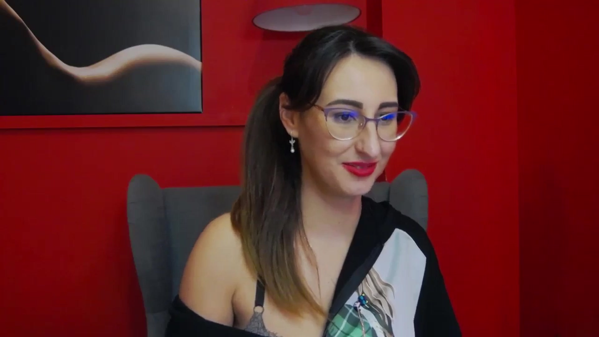 Gallery image thumbnail from LysAddiction's myfreecams stream on, 03/05/2024, 18:31 image 14 of 20