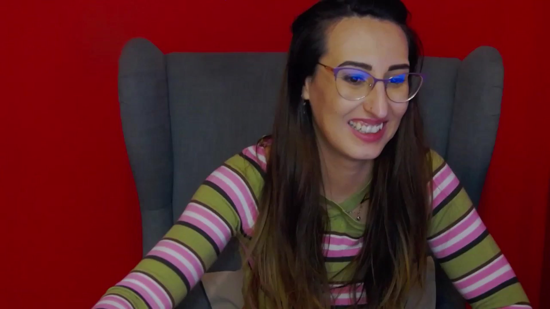 Gallery image thumbnail from LysAddiction's myfreecams stream on, 03/18/2024, 19:59 image 15 of 20