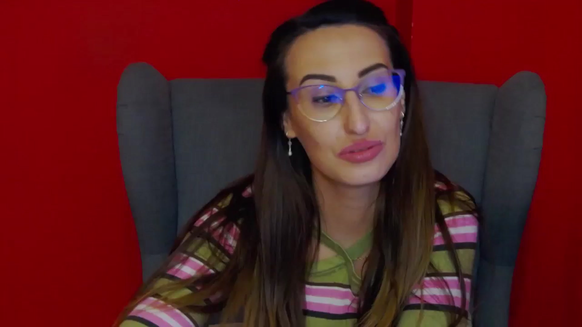 Gallery image thumbnail from LysAddiction's myfreecams stream on, 03/18/2024, 19:59 image 9 of 20