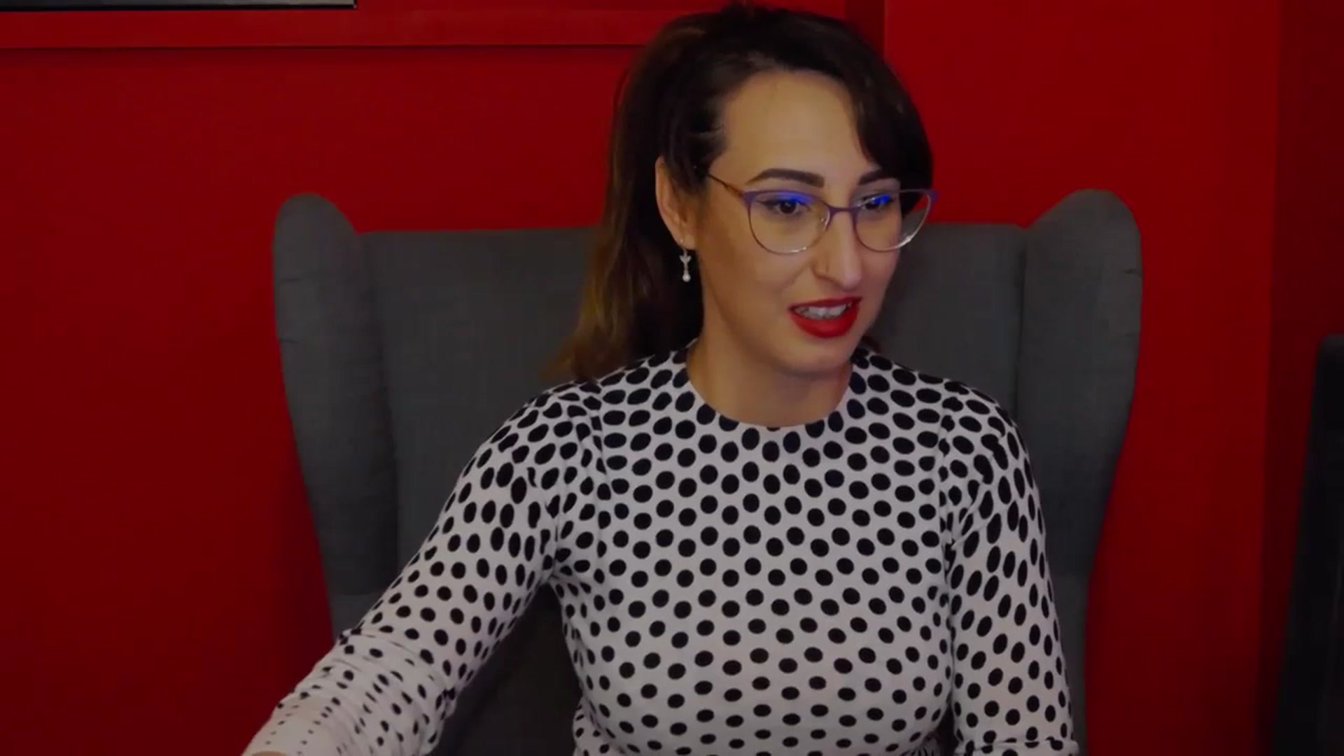 Gallery image thumbnail from LysAddiction's myfreecams stream on, 03/21/2024, 19:38 image 6 of 20