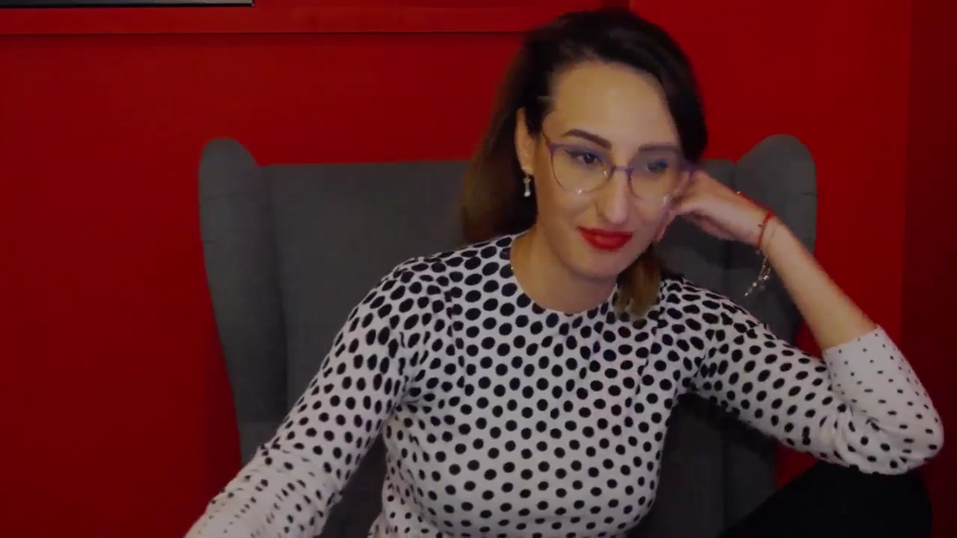 Gallery image thumbnail from LysAddiction's myfreecams stream on, 03/21/2024, 19:38 image 8 of 20