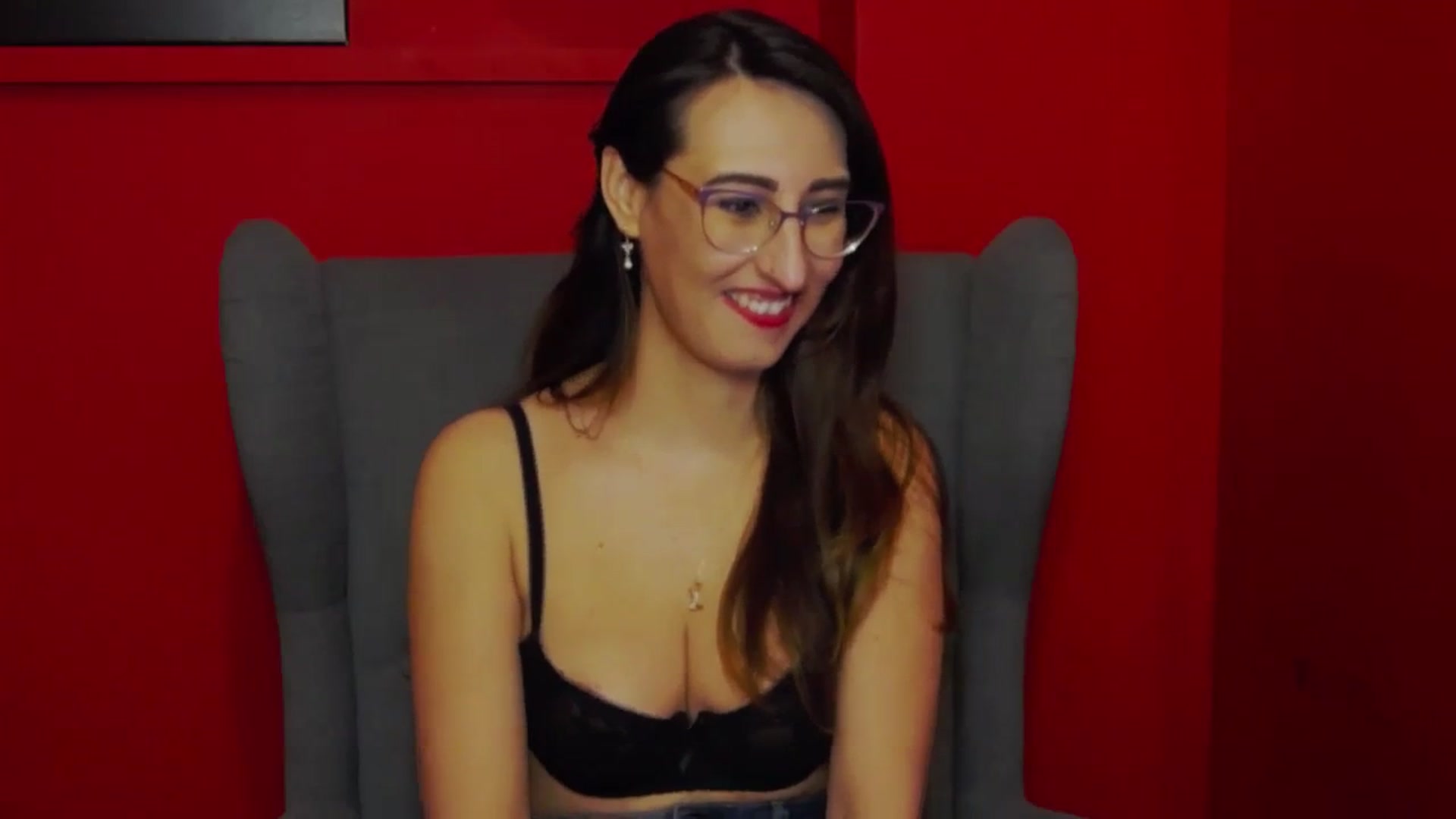 Gallery image thumbnail from LysAddiction's myfreecams stream on, 03/24/2024, 19:13 image 19 of 20