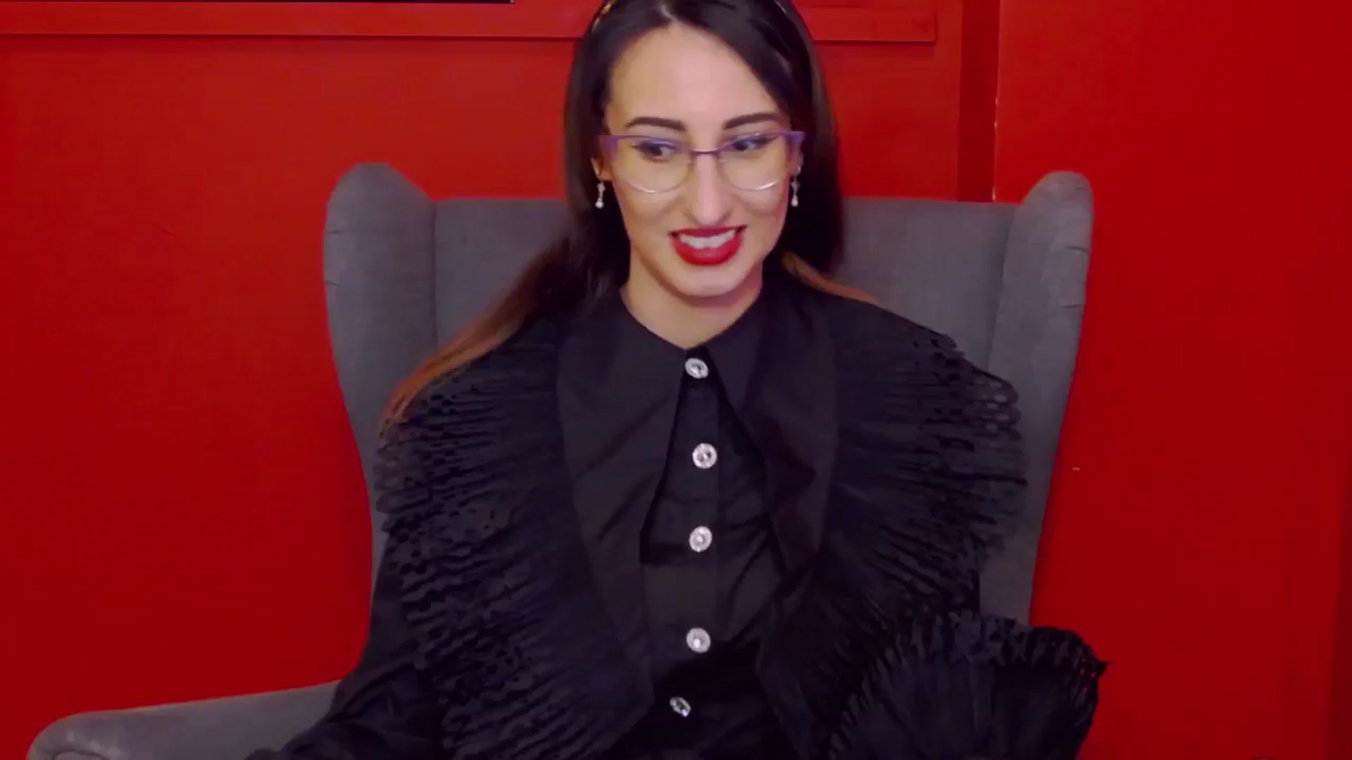 Gallery image thumbnail from LysAddiction's myfreecams stream on, 03/25/2024, 19:10 image 17 of 20