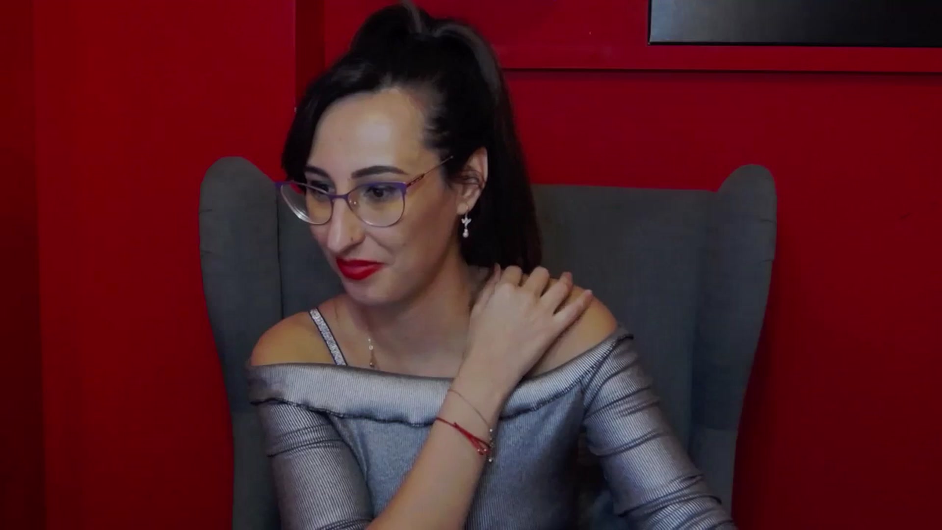 Gallery image thumbnail from LysAddiction's myfreecams stream on, 03/30/2024, 16:37 image 5 of 20