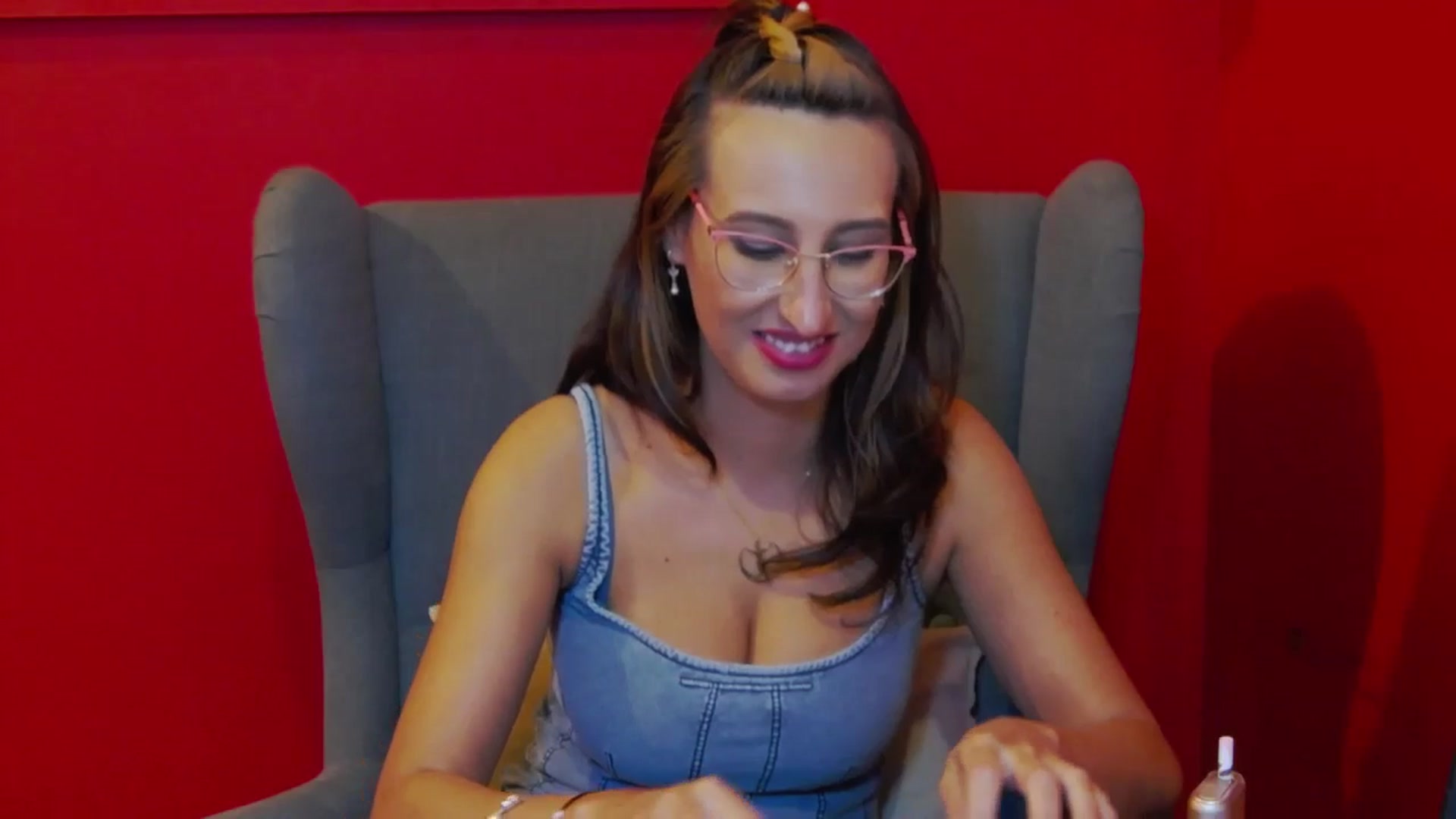 Gallery image thumbnail from LysAddiction's myfreecams stream on, 05/16/2024, 19:36 image 13 of 20