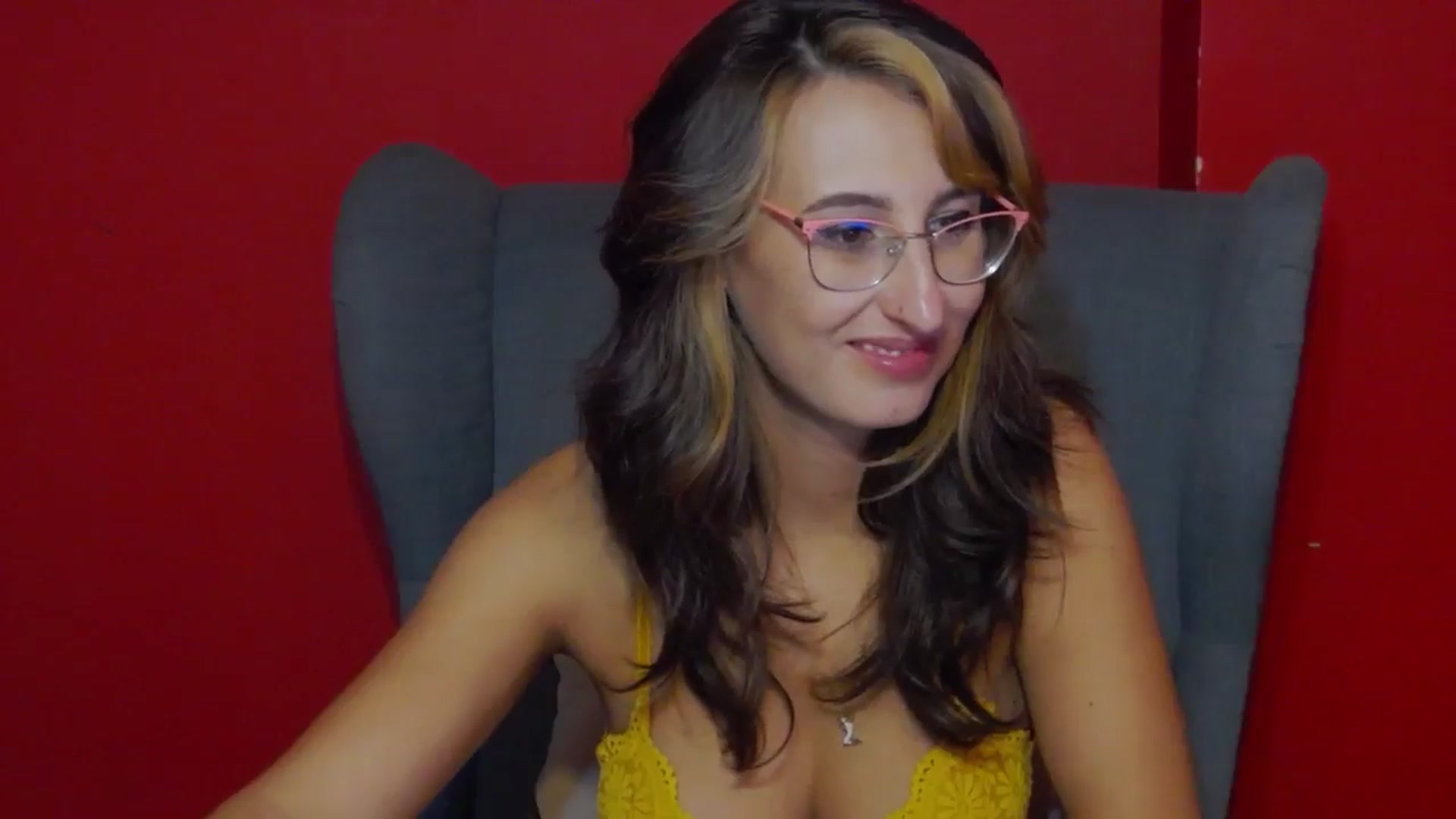 Gallery image thumbnail from LysAddiction's myfreecams stream on, 05/25/2024, 19:21 image 9 of 20