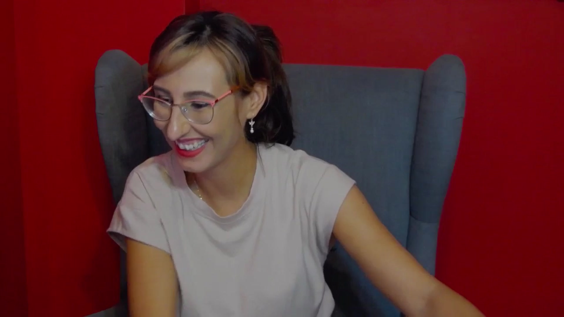 Gallery image thumbnail from LysAddiction's myfreecams stream on, 06/06/2024, 18:38 image 8 of 20