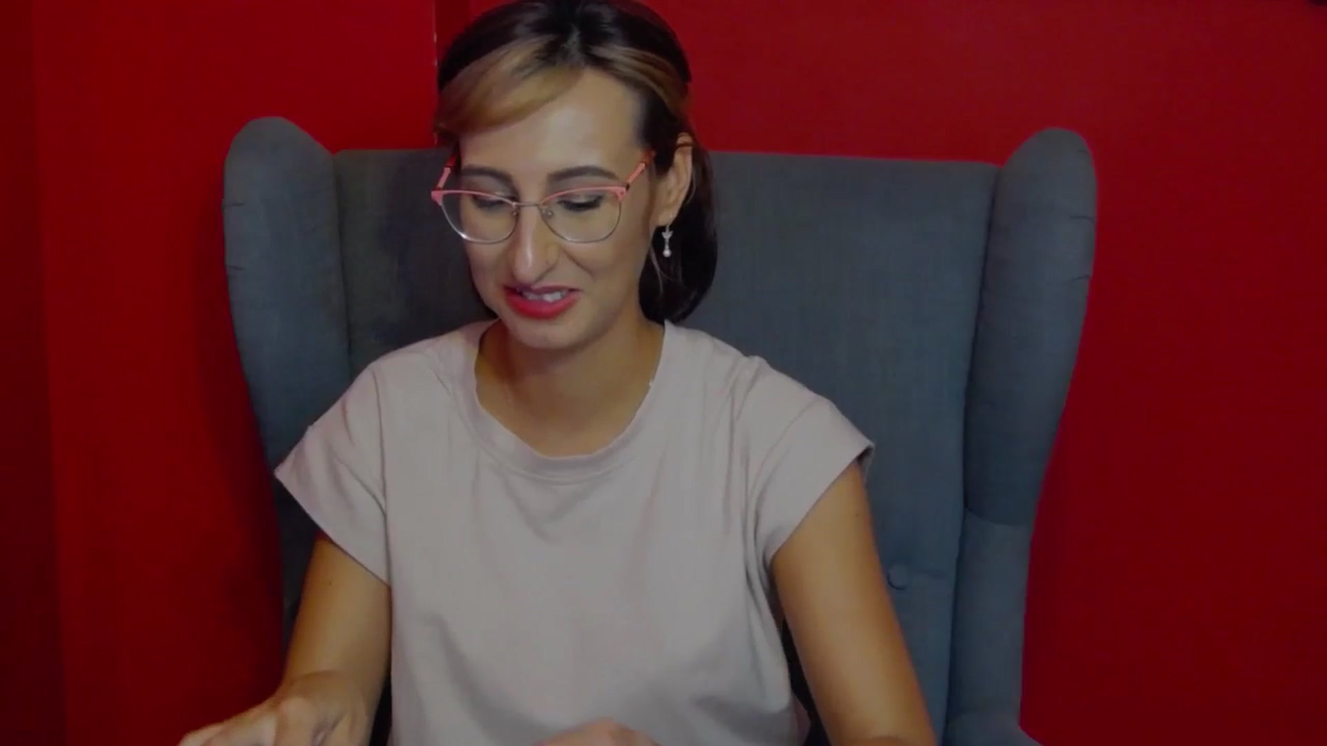 Gallery image thumbnail from LysAddiction's myfreecams stream on, 06/06/2024, 18:38 image 9 of 20
