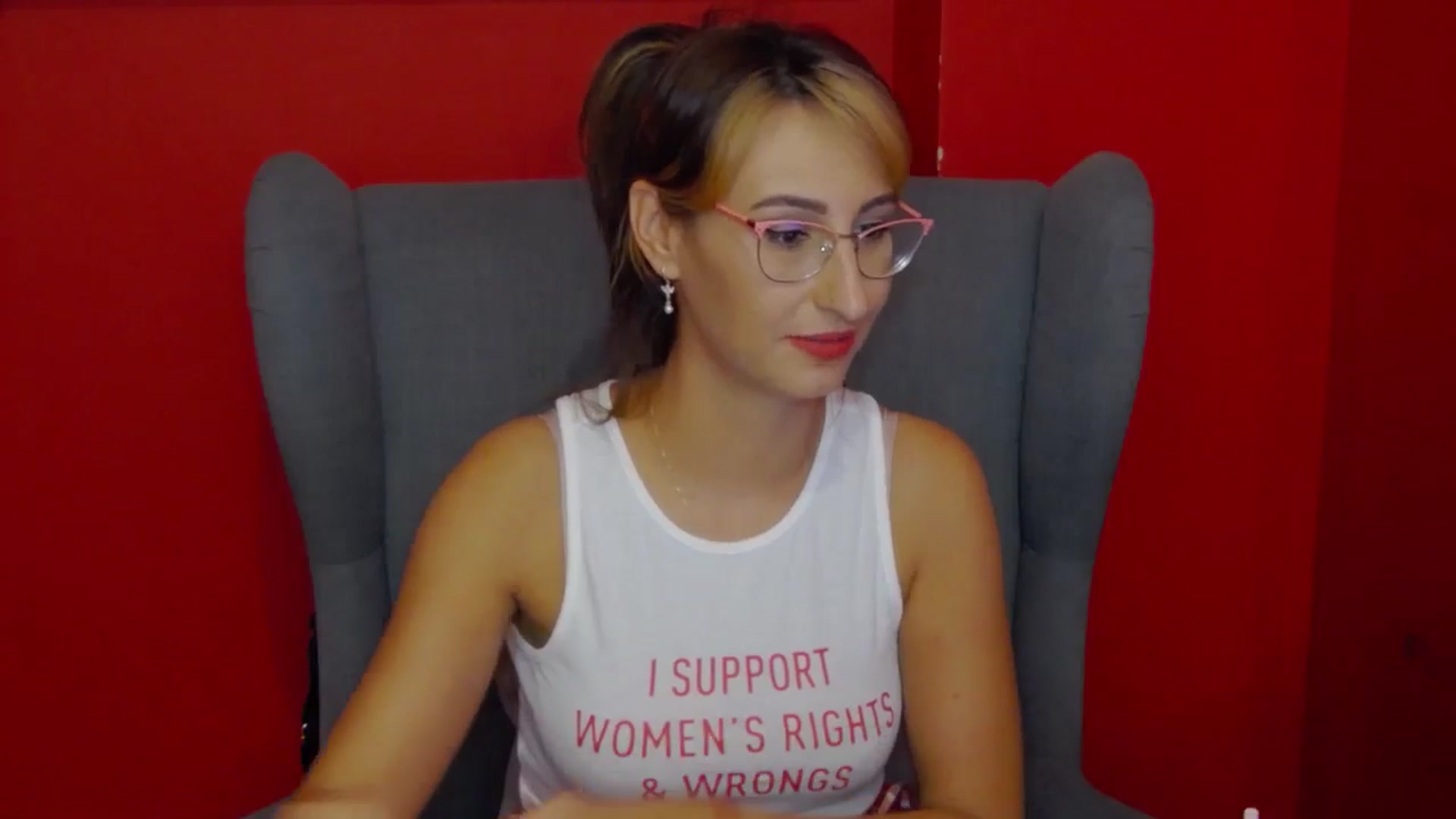 Gallery image thumbnail from LysAddiction's myfreecams stream on, 06/17/2024, 17:43 image 10 of 20