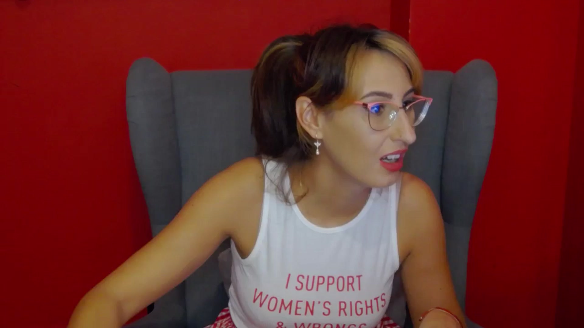 Gallery image thumbnail from LysAddiction's myfreecams stream on, 06/17/2024, 17:43 image 15 of 20