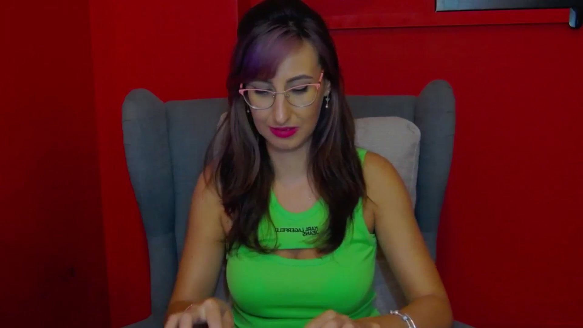 Gallery image thumbnail from LysAddiction's myfreecams stream on, 06/26/2024, 17:44 image 14 of 20