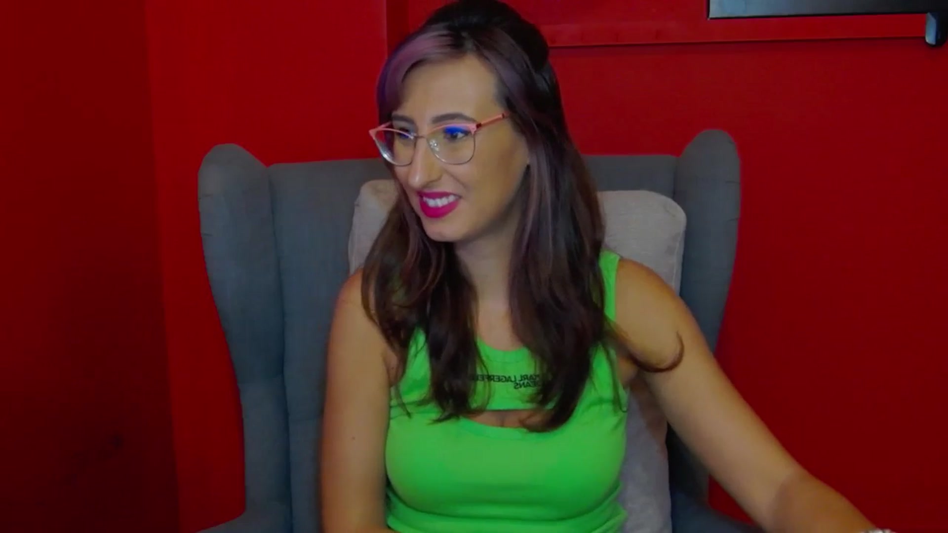 Gallery image thumbnail from LysAddiction's myfreecams stream on, 06/26/2024, 17:44 image 13 of 20