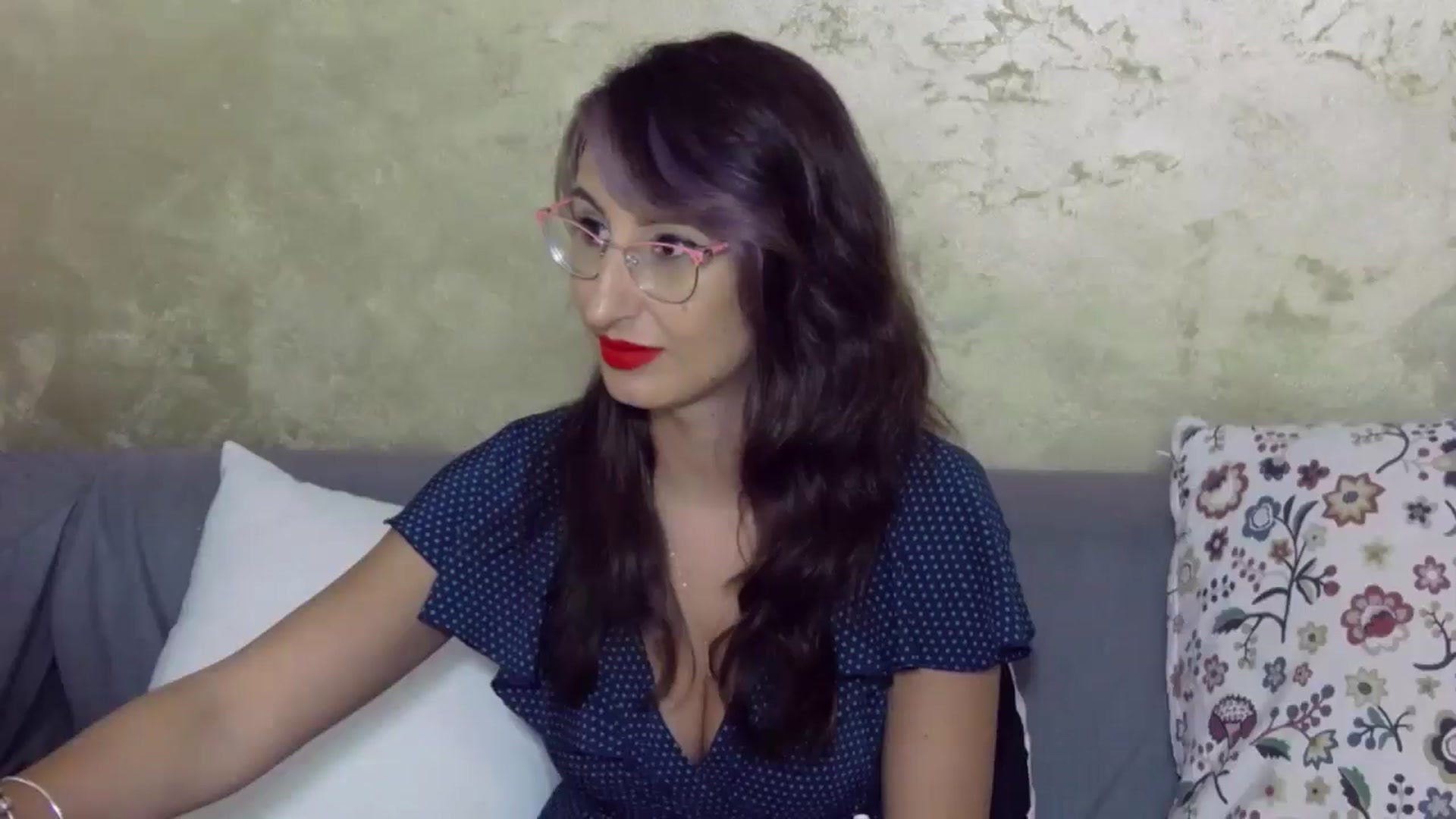Gallery image thumbnail from LysAddiction's myfreecams stream on, 06/29/2024, 17:09 image 13 of 20