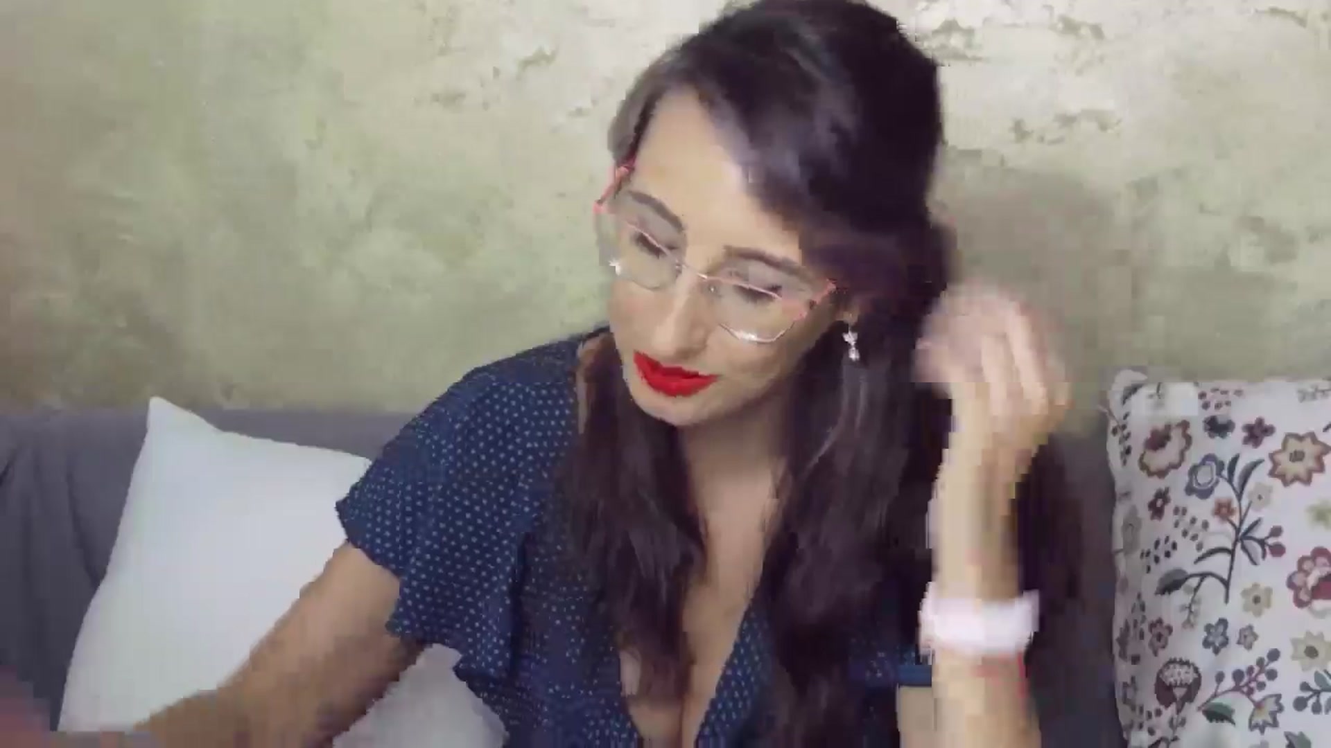 Gallery image thumbnail from LysAddiction's myfreecams stream on, 06/29/2024, 17:09 image 4 of 20