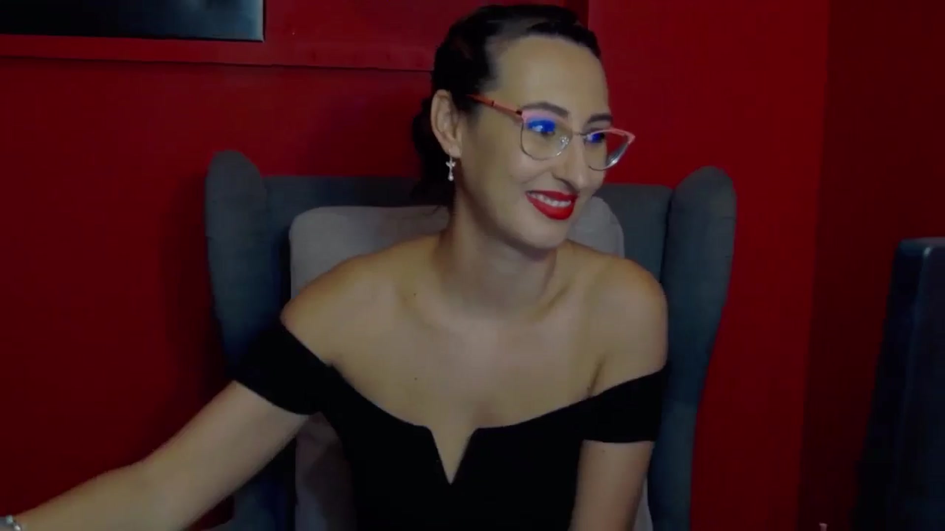 Gallery image thumbnail from LysAddiction's myfreecams stream on, 07/10/2024, 16:57 image 6 of 20