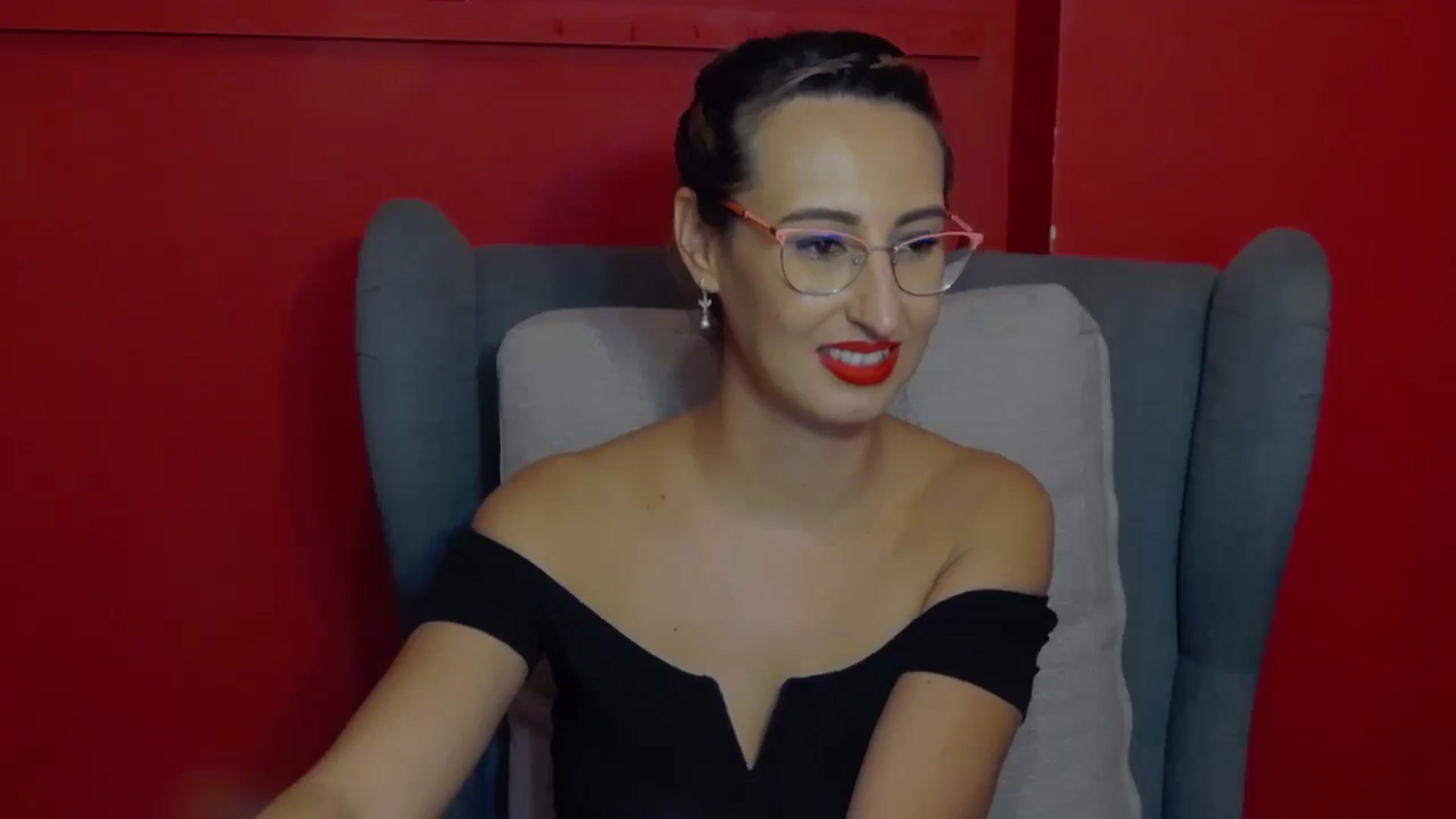 Gallery image thumbnail from LysAddiction's myfreecams stream on, 07/10/2024, 19:11 image 17 of 20