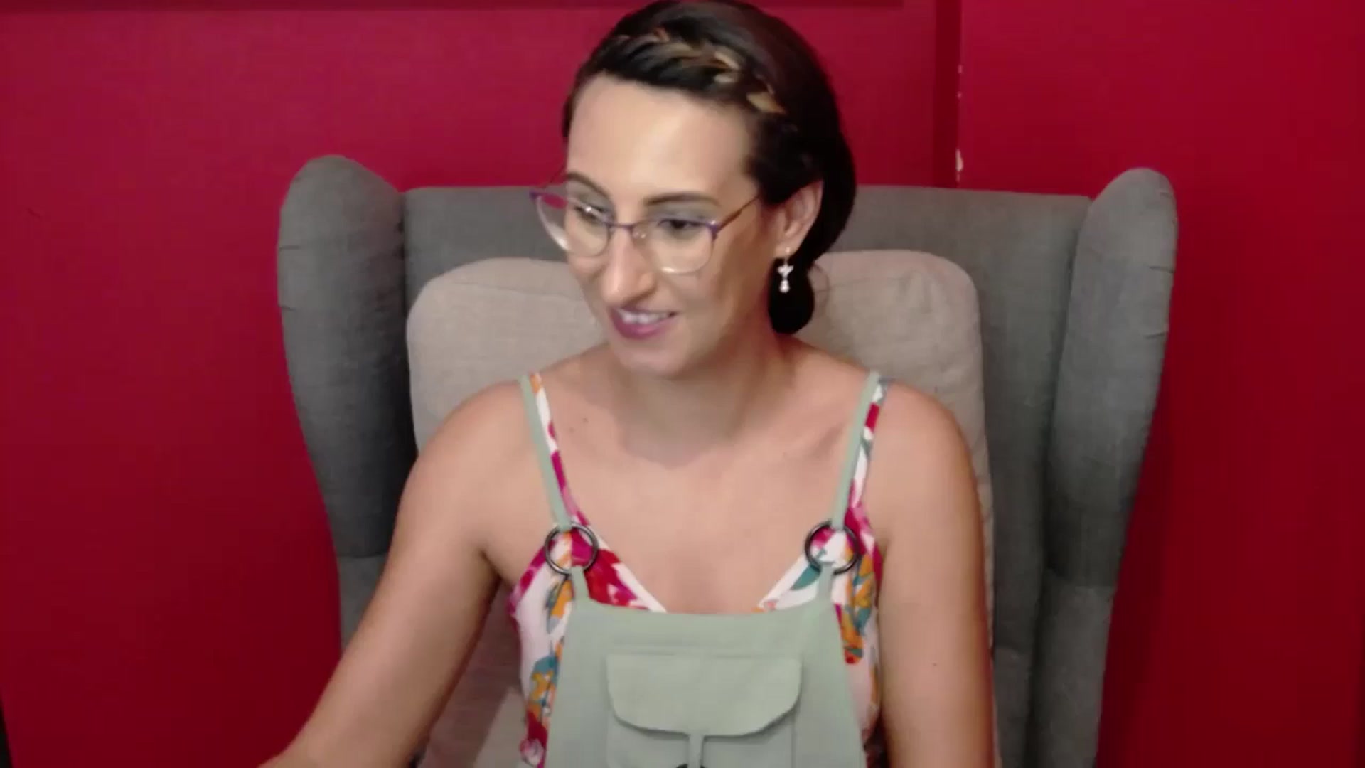Gallery image thumbnail from LysAddiction's myfreecams stream on, 08/17/2024, 18:46 image 3 of 20