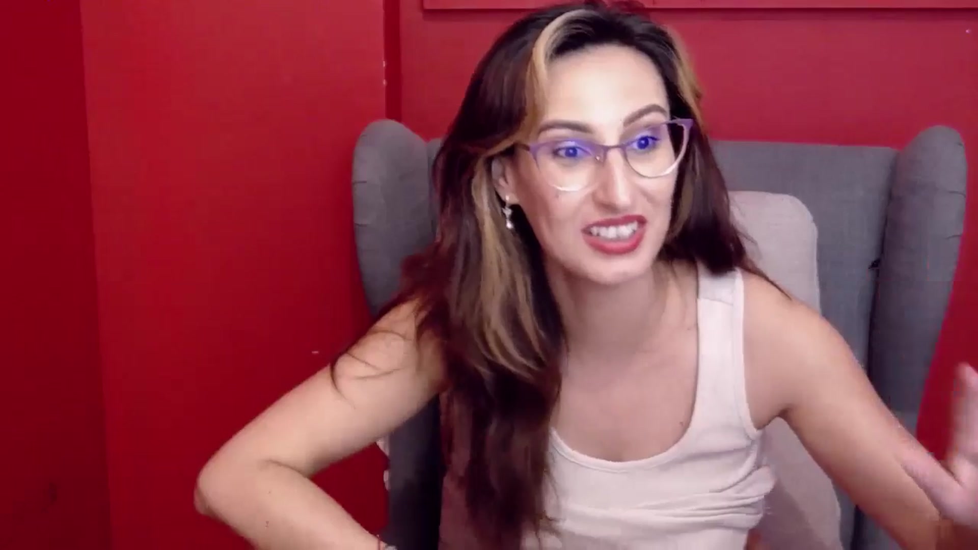 Gallery image thumbnail from LysAddiction's myfreecams stream on, 09/07/2024, 19:44 image 3 of 20