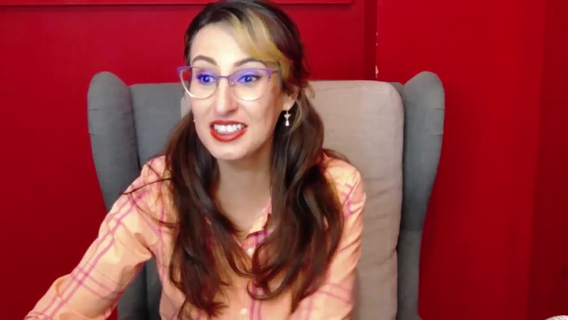 Gallery image thumbnail from LysAddiction's myfreecams stream on, 09/15/2024, 16:13 image 12 of 20