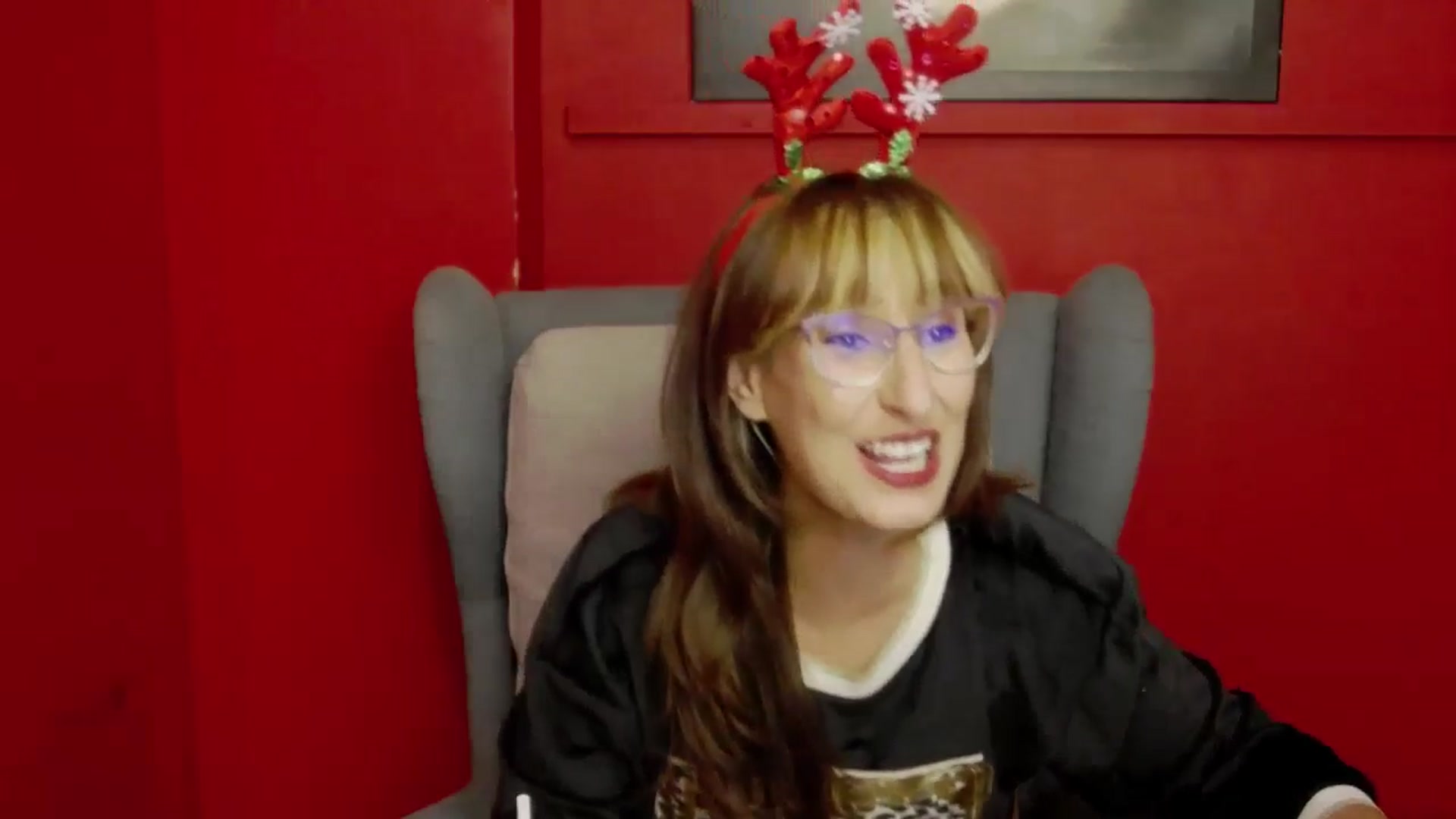 Gallery image thumbnail from LysAddiction's myfreecams stream on, 12/23/2024, 18:17 image 4 of 20