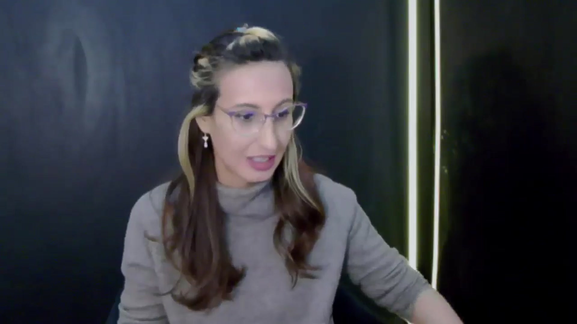 Gallery image thumbnail from LysAddiction's myfreecams stream on, 01/12/2025, 17:31 image 3 of 20