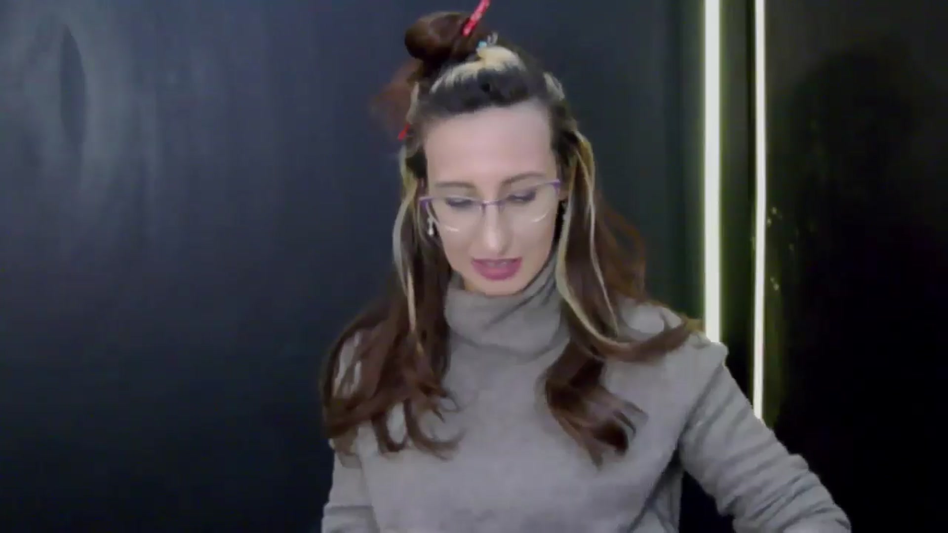 Gallery image thumbnail from LysAddiction's myfreecams stream on, 01/12/2025, 17:31 image 15 of 20
