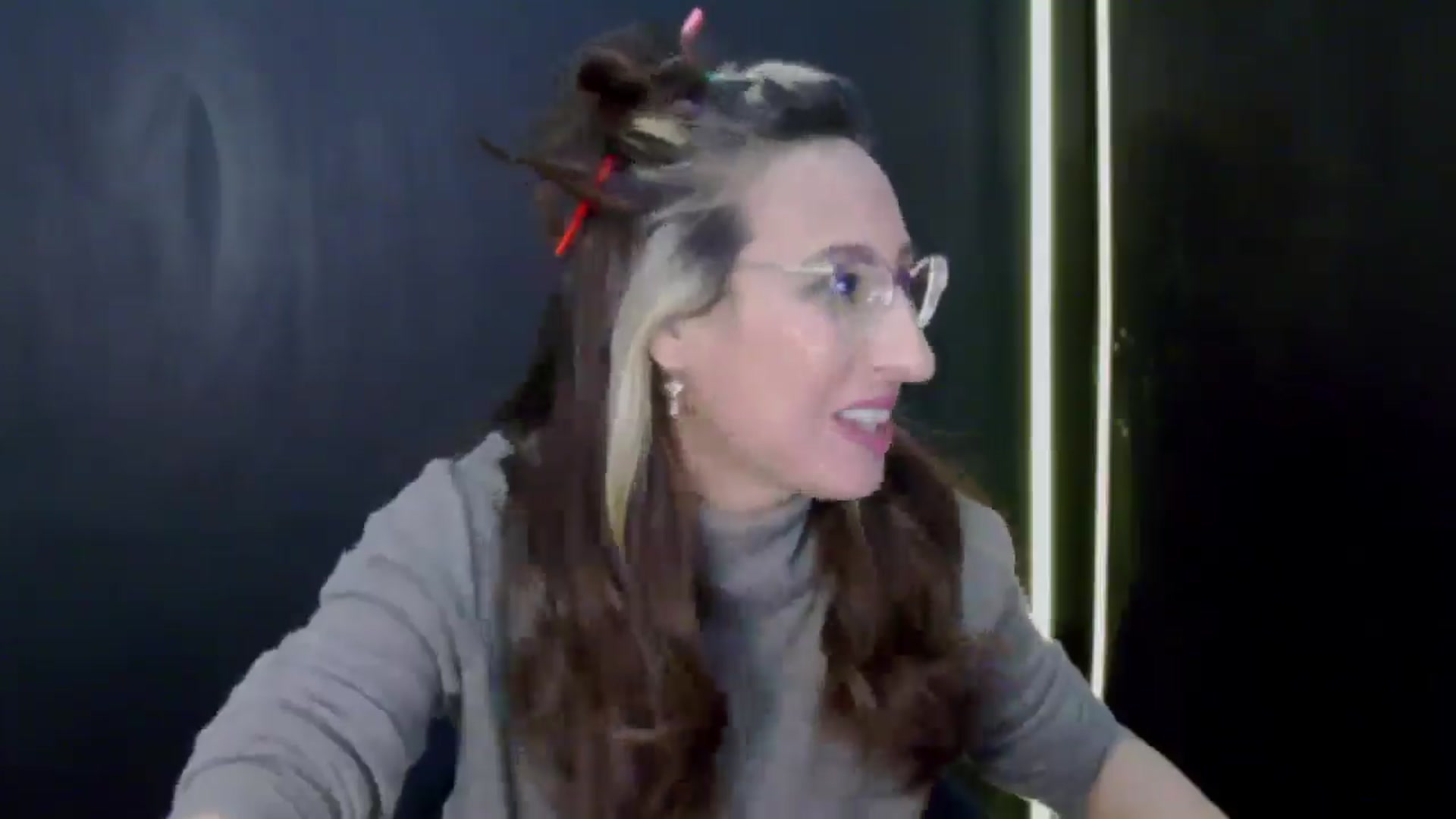 Gallery image thumbnail from LysAddiction's myfreecams stream on, 01/12/2025, 17:31 image 5 of 20