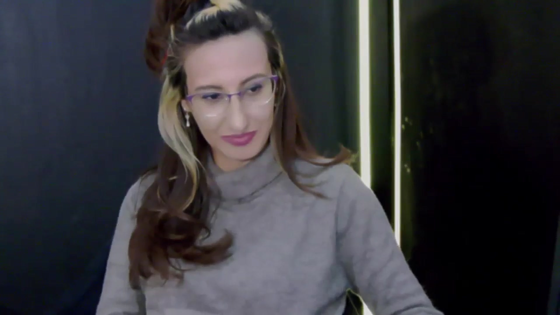 Gallery image thumbnail from LysAddiction's myfreecams stream on, 01/12/2025, 19:04 image 12 of 20