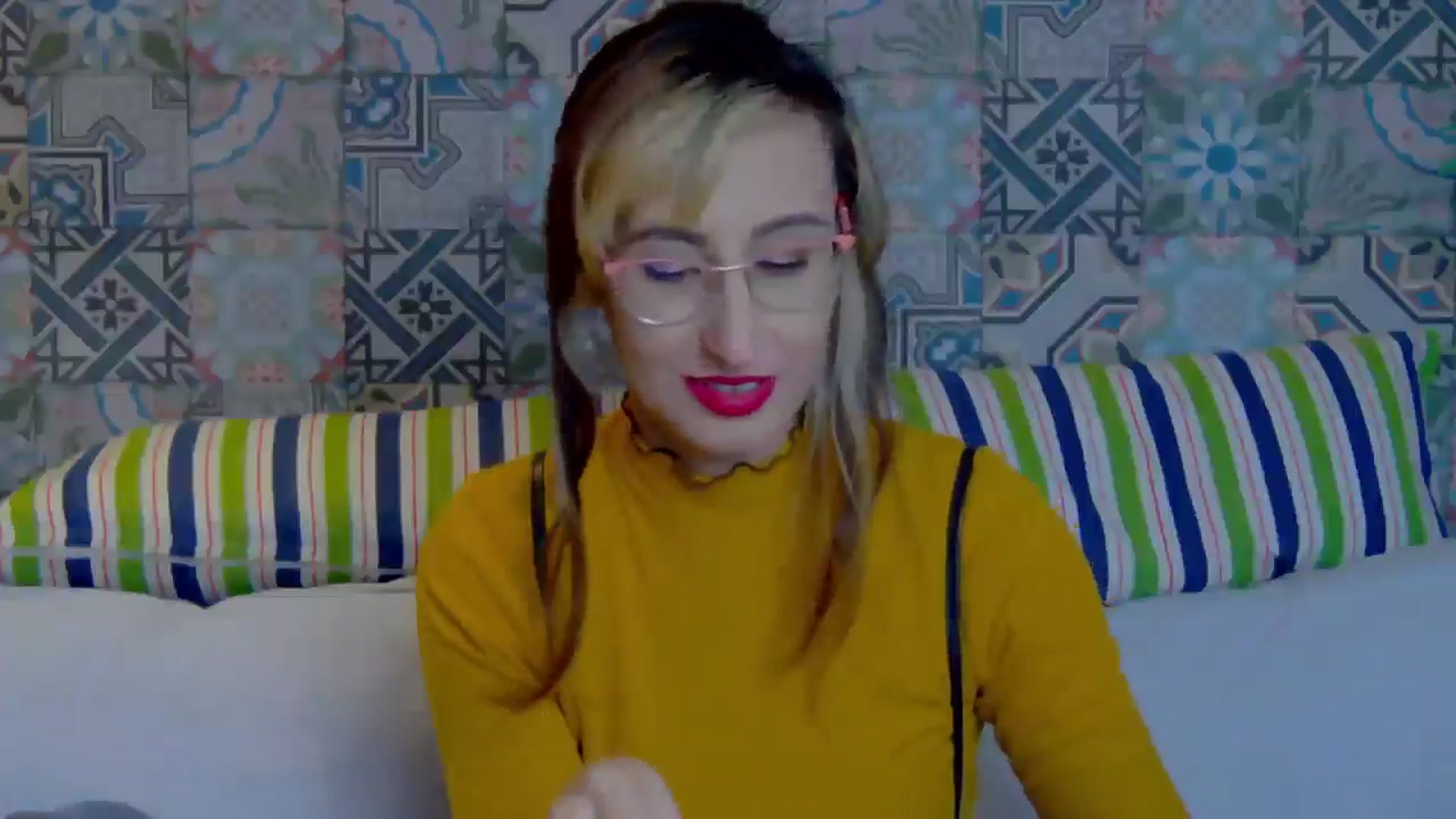 Gallery image thumbnail from LysAddiction's myfreecams stream on, 02/16/2025, 16:30 image 17 of 20