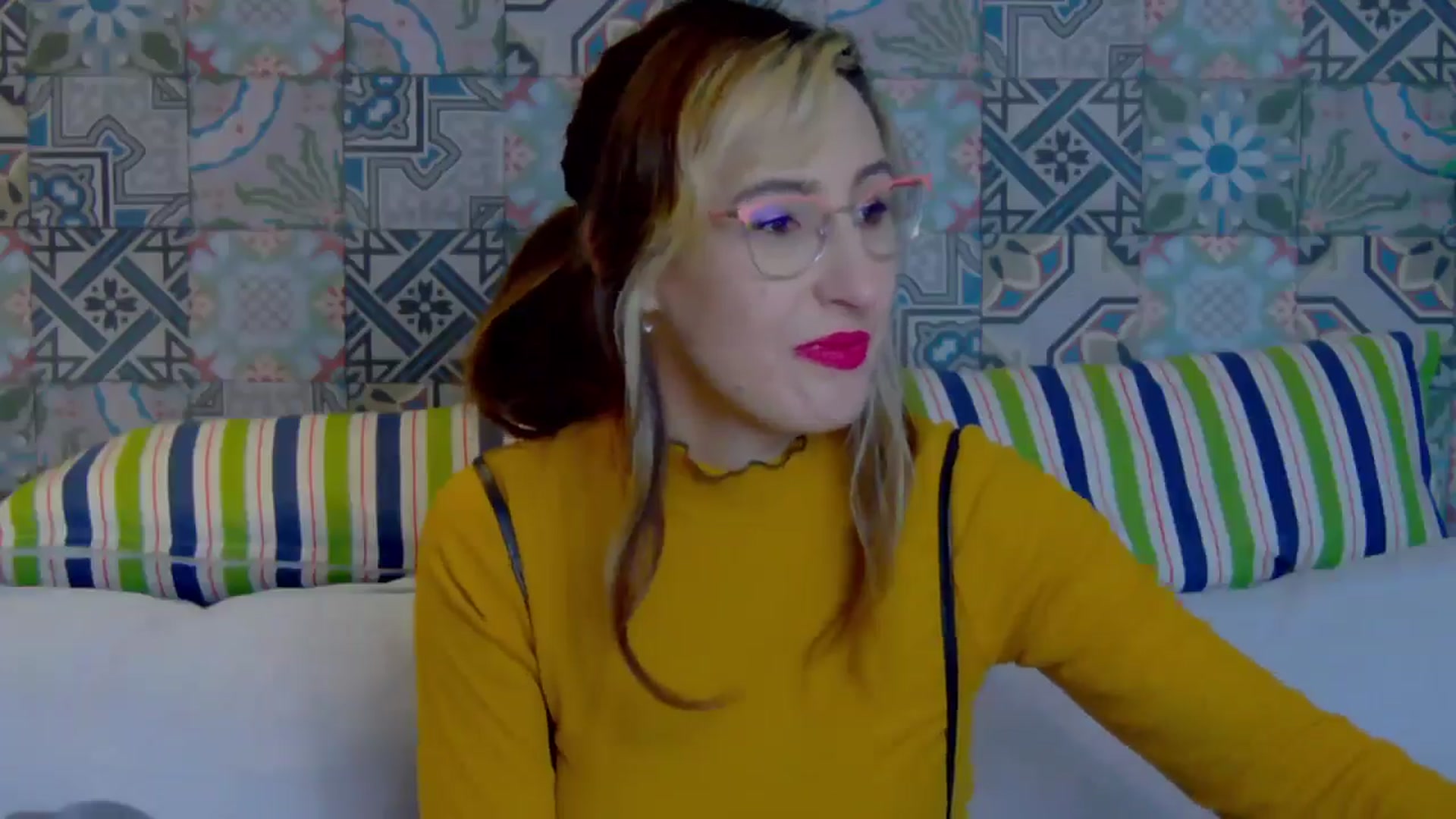 Gallery image thumbnail from LysAddiction's myfreecams stream on, 02/16/2025, 16:30 image 10 of 20