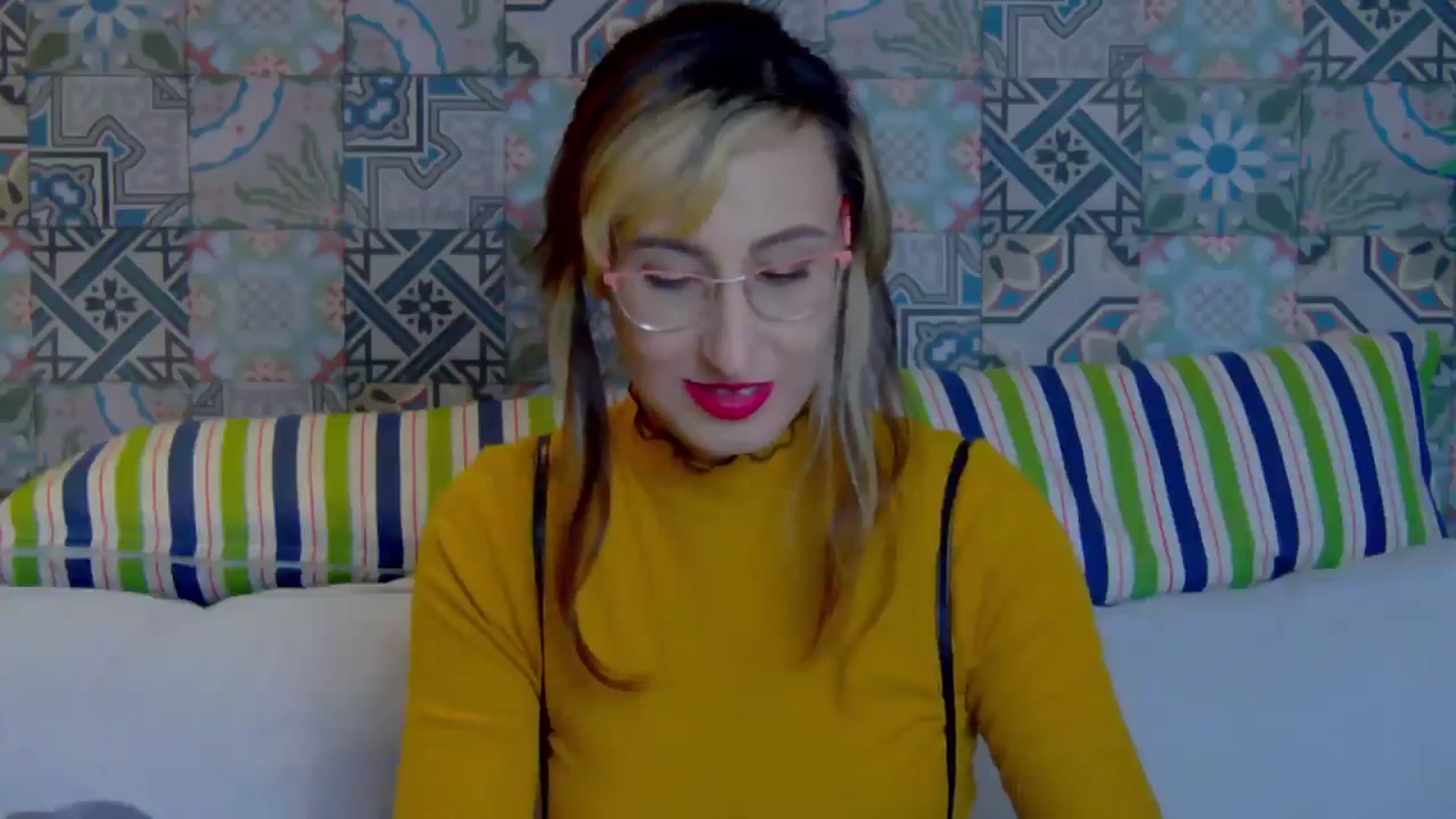 Gallery image thumbnail from LysAddiction's myfreecams stream on, 02/16/2025, 16:30 image 14 of 20