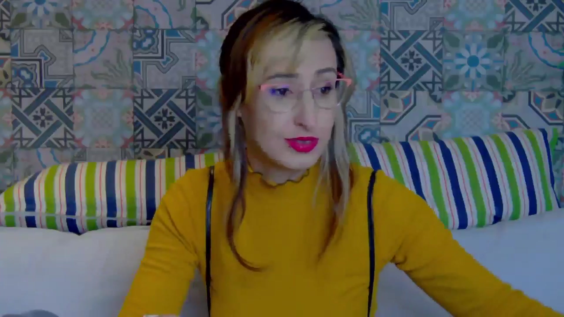 Gallery image thumbnail from LysAddiction's myfreecams stream on, 02/16/2025, 16:30 image 15 of 20
