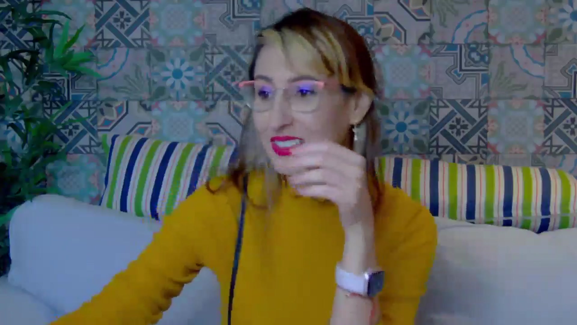 Gallery image thumbnail from LysAddiction's myfreecams stream on, 02/16/2025, 17:01 image 6 of 20