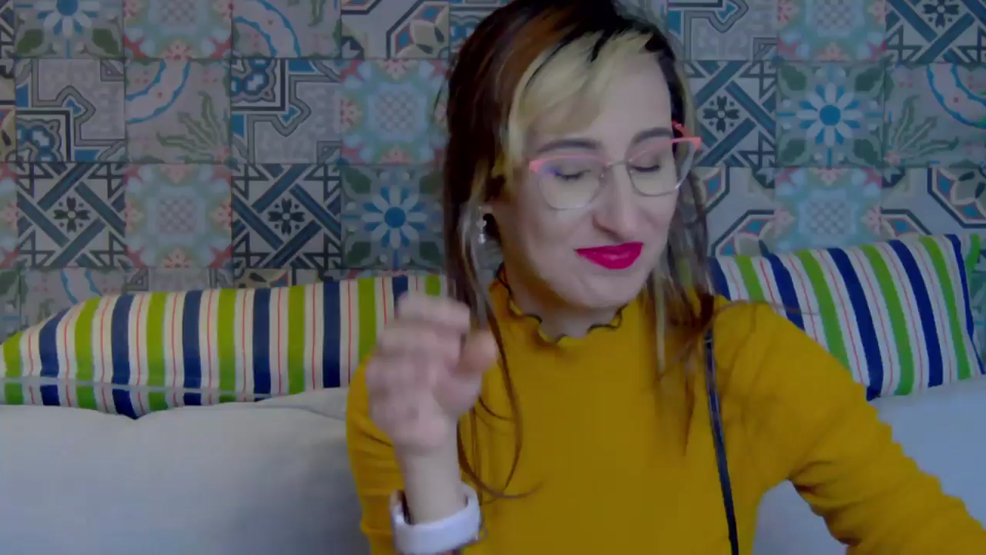 Gallery image thumbnail from LysAddiction's myfreecams stream on, 02/16/2025, 17:01 image 1 of 20