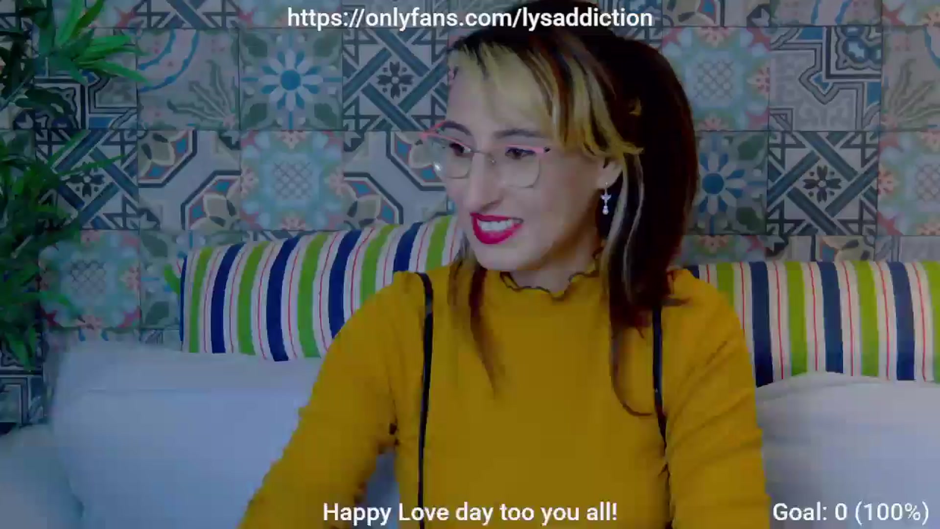 Gallery image thumbnail from LysAddiction's myfreecams stream on, 02/16/2025, 19:28 image 12 of 20