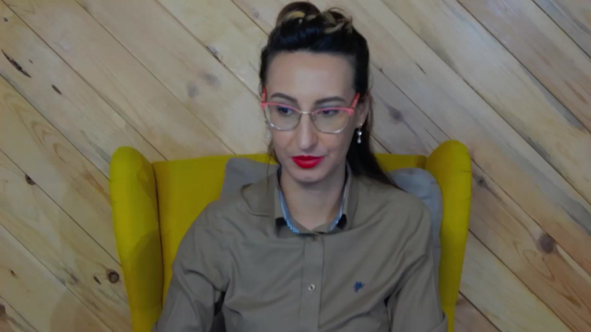 Gallery image thumbnail from LysAddiction's myfreecams stream on, 02/18/2025, 18:13 image 1 of 20
