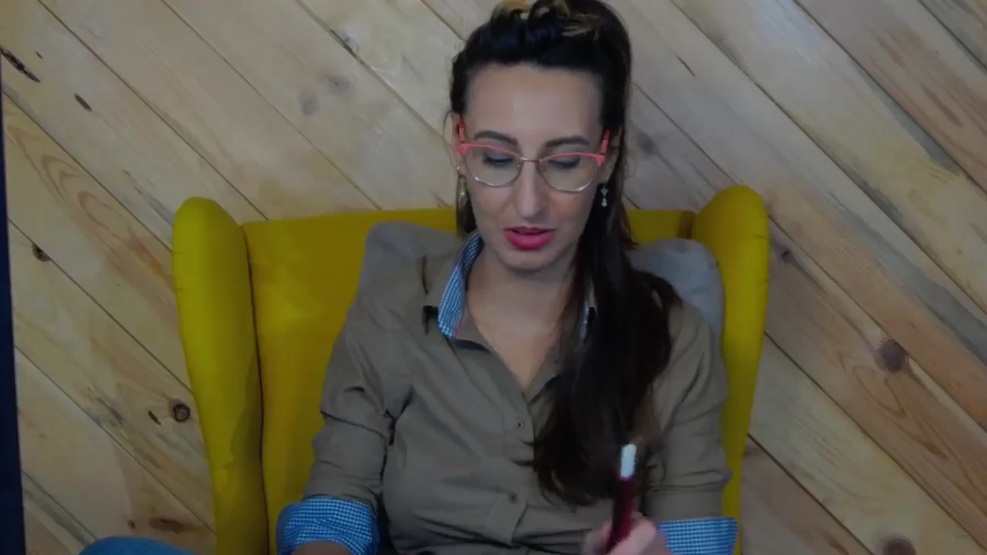 Gallery image thumbnail from LysAddiction's myfreecams stream on, 02/18/2025, 20:02 image 16 of 20
