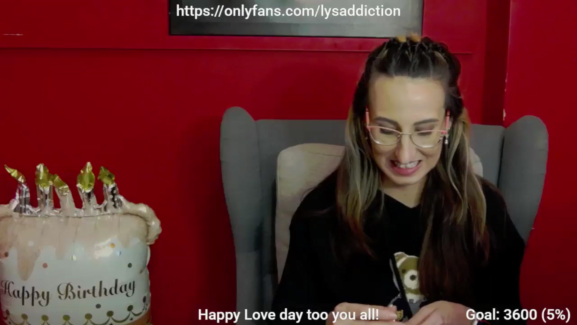 Gallery image thumbnail from LysAddiction's myfreecams stream on, 02/19/2025, 18:36 image 12 of 20