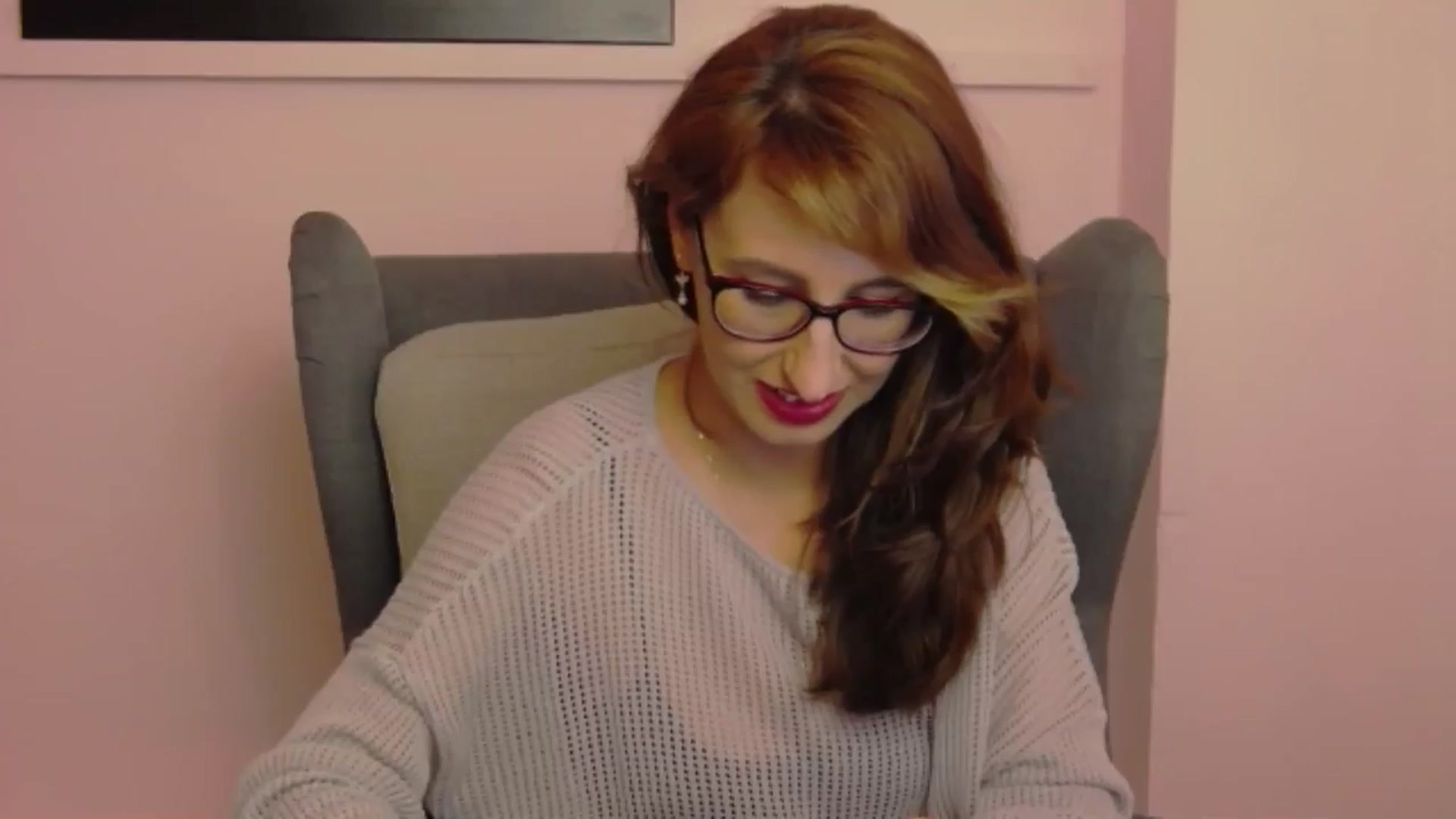 Gallery image thumbnail from LysAddiction's myfreecams stream on, 04/01/2025, 17:19 image 5 of 20