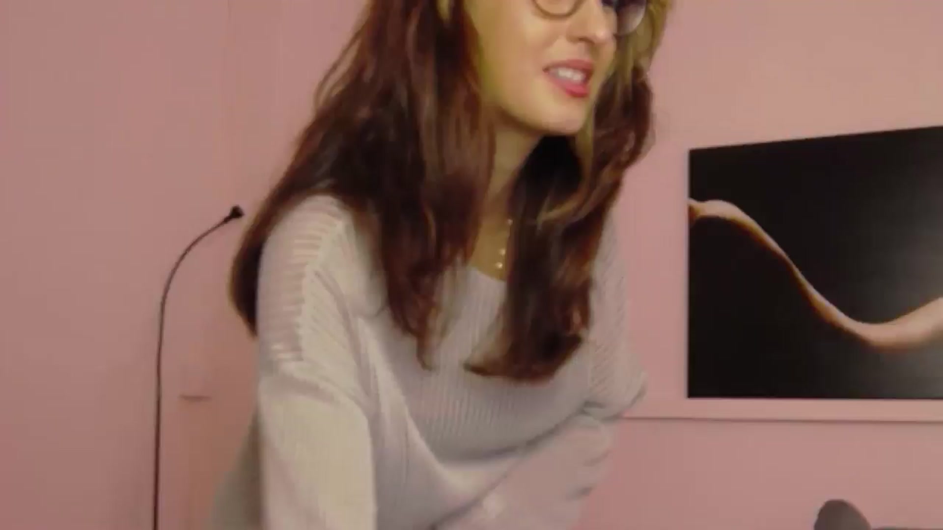 Gallery image thumbnail from LysAddiction's myfreecams stream on, 04/01/2025, 17:19 image 16 of 20