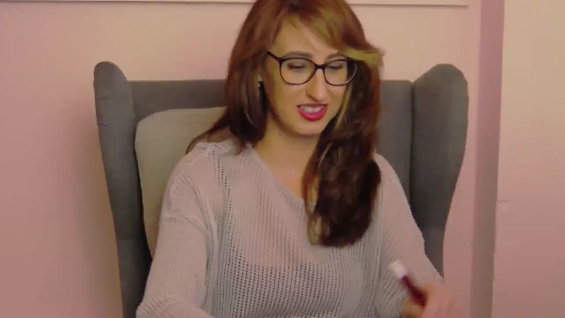 Gallery image thumbnail from LysAddiction's myfreecams stream on, 04/01/2025, 17:19 image 9 of 20