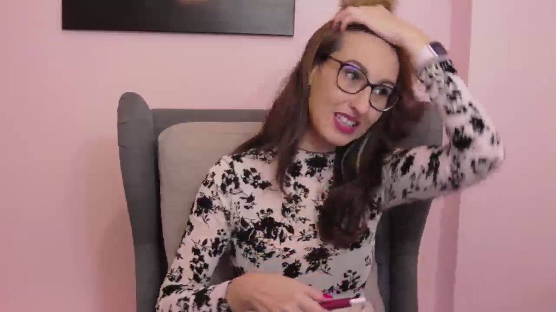 Gallery image thumbnail from LysAddiction's myfreecams stream on, 04/14/2025, 19:06 image 12 of 20