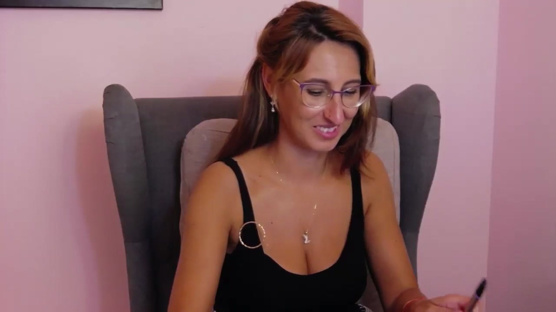 Gallery image thumbnail from LysAddiction's myfreecams stream on, 05/04/2025, 16:11 image 7 of 20