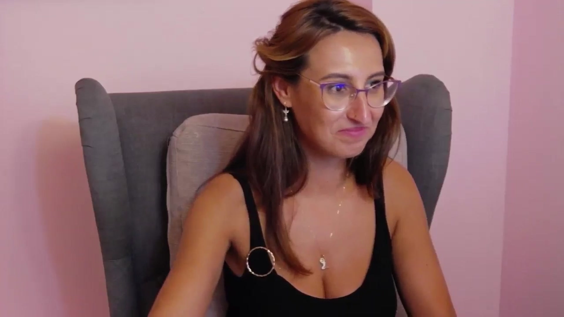 Gallery image thumbnail from LysAddiction's myfreecams stream on, 05/04/2025, 19:28 image 18 of 20