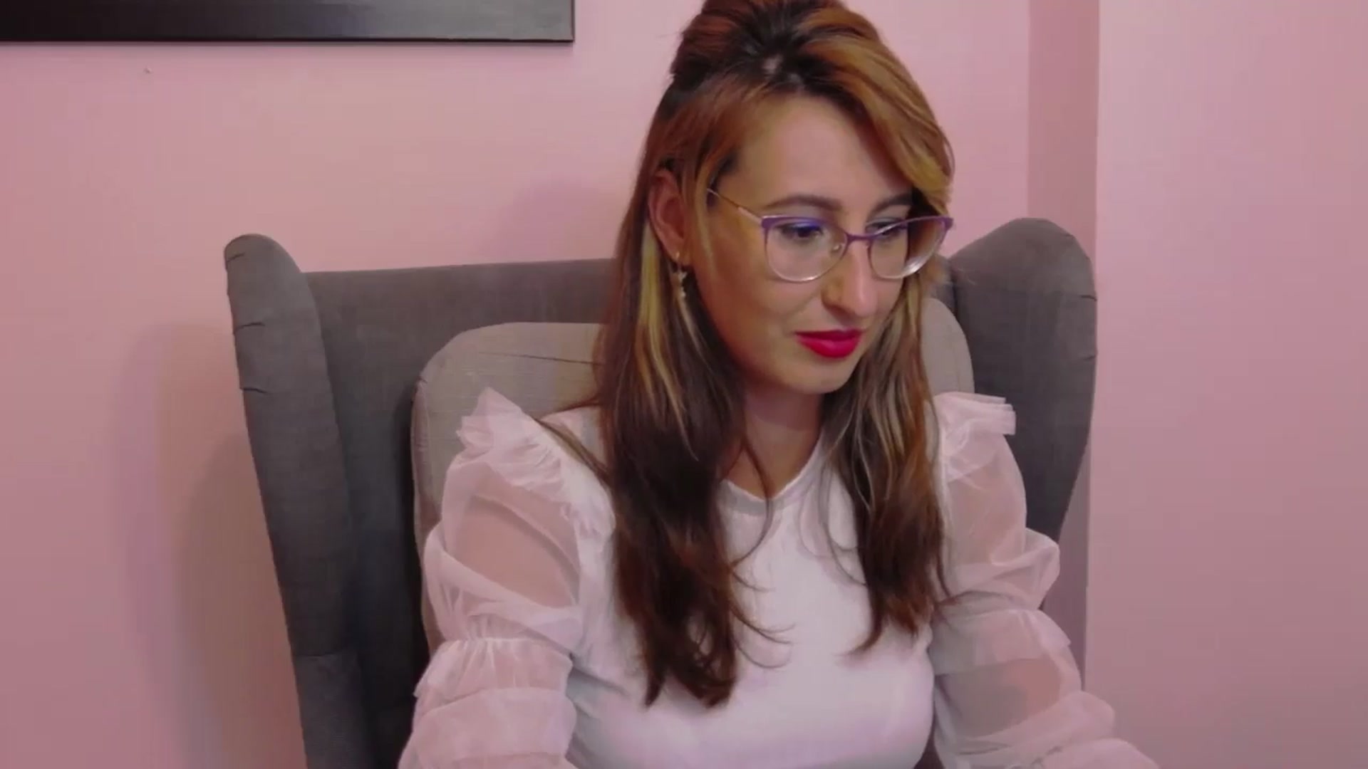 Gallery image thumbnail from LysAddiction's myfreecams stream on, 05/15/2025, 17:05 image 18 of 20